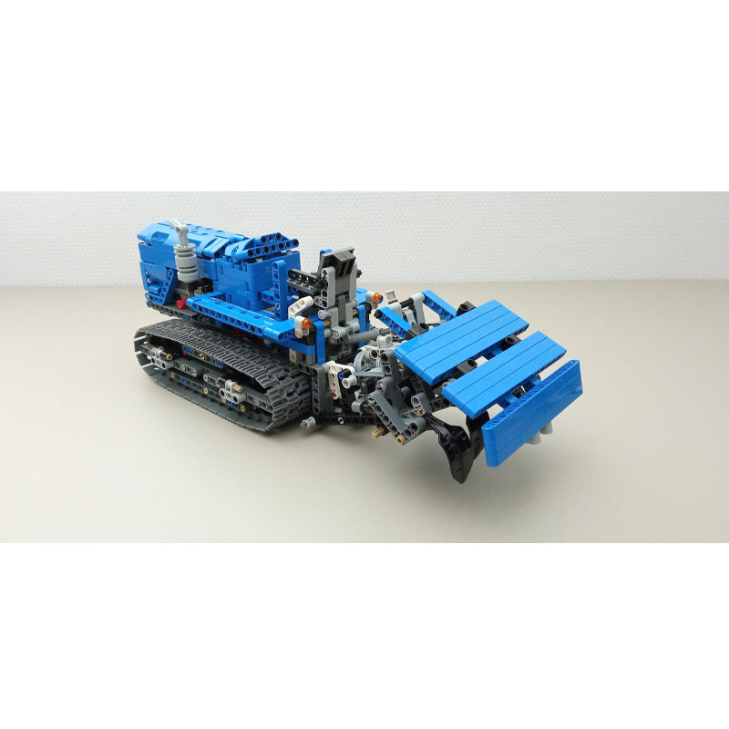 MOC-157772 Modello di Trattore - Urban Farming Model recensione e prezzo