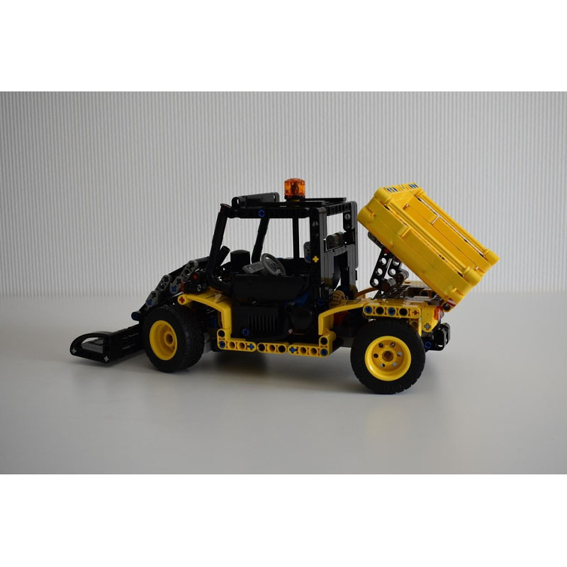 MOC-39974 Modello di Trattore  - Urban Farming Model recensione e prezzo